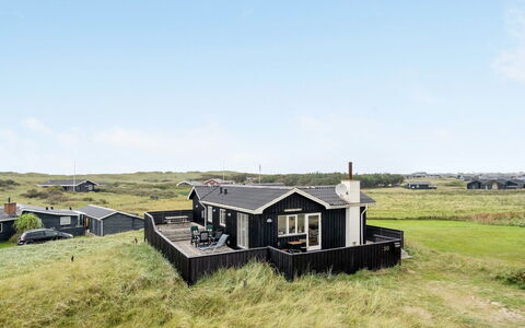 Helma - 200M from the Sea: Madera, Casa, Cabaña, Casa, Techo, Área Rural, Vía Muerta, Cuarto De Troncos, Edificios Del Jardín, Madera Dura