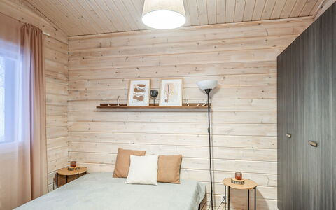 Villa Rukan Kesäniemi: Piso, Diseño De Interiores, Mueble, Madera, Suelo, Habitación, Techo, Suelos De Madera, Cama, Encendiendo