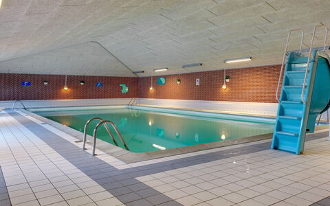 Daya - 2.3Km from the Sea: Piscina, Material Compuesto, Recurso, Suelo, Centro De Ocio, Hotel, Loseta, Eco Hotel, Thermae, Mueble Para Exteriores