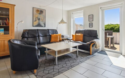 Faidra - 2.5Km from the Sea: Mueble, Piso, Diseño De Interiores, Suelo, Madera, Sofá, Techo, Encendiendo, Habitación, Sala