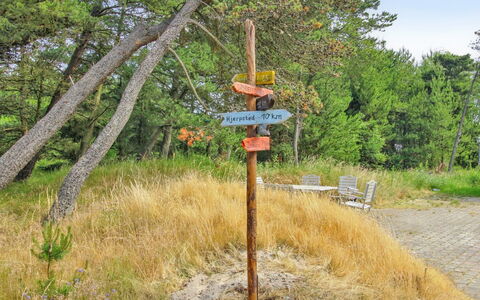 Lyyli - 1Km from the Sea: Casa, Techo, Casa, Cabaña, Cobertizo, Edificios Del Jardín, Vía Muerta, Yarda, Cuarto De Troncos, \Choza