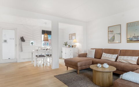 Anelia - 2.3Km from the Sea: Mueble, Diseño De Interiores, Piso, Suelo, Sofá, Suelos De Madera, Madera, Sala, Techo, Habitación
