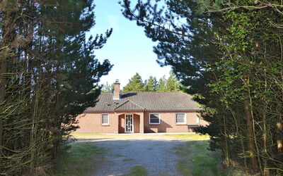Arletty - 1Km from the Sea