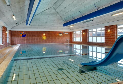 Nayana - 2.3Km from the Sea: Piscina, Ladrillo, Loseta, Recurso, Centro De Ocio, Hotel