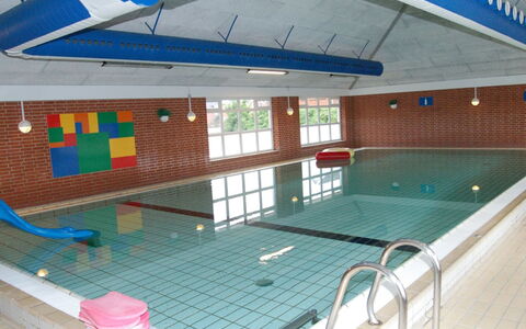 Mildred - 2.3Km from the Sea: Piscina, Material Compuesto, Ocio, Recurso, Centro De Ocio, Salón, Juegos Y Deportes De Interior, Hotel