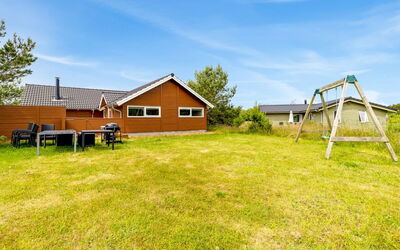 Svenny - 800M from the Sea