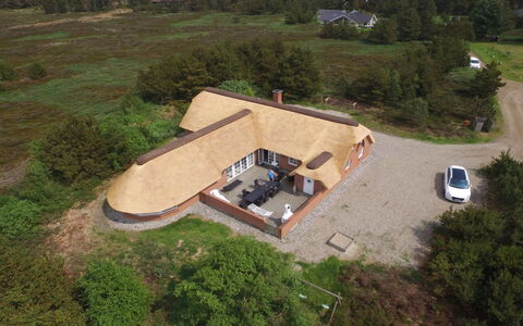 Artan - 2.6Km from the Sea: Techo, Cabaña, Casa, Área Rural, El Terreno Del Lote, Cubrir Con Paja, Inmuebles, Casa De Campo, Pueblo, \Choza