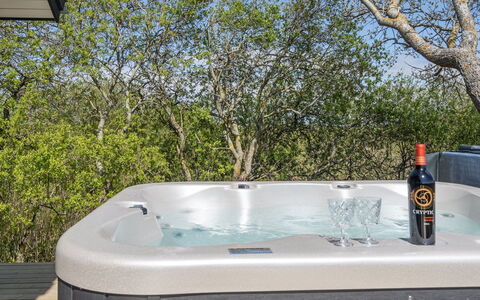 Gubbe - 500M from the Sea: Bañera, Jacuzzi, Ocio, Arreglo De Tubería, Planta De Casa, Mueble Para Exteriores, Piscina