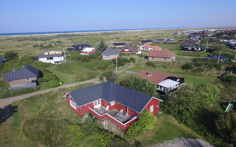 Ahnandia - 500M from the Sea: Casa, Techo, Casa, Cabaña, Cobertizo, Edificios Del Jardín, Vía Muerta, Yarda, Cuarto De Troncos, \Choza