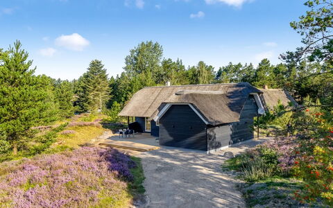 Thorulf - 3.5Km from the Sea: Cubrir Con Paja, Cabaña, Casa, Techo, Casa, Casa De Campo, \Choza, Inmuebles, Pueblo