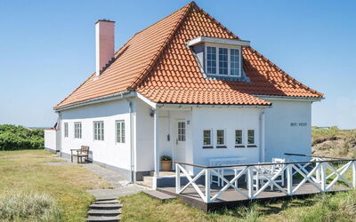 Fridoline - 150M from the Sea