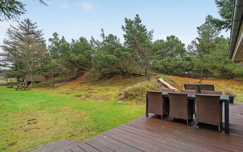 France - 1.1Km from the Sea: Techo, El Terreno Del Lote, Cabaña, Casa, Área Rural, Cobertizo, Vía Muerta, Edificios Del Jardín, Cuarto De Troncos, \Choza