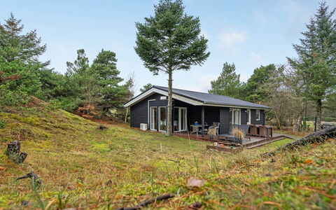 France - 1.1Km from the Sea: Techo, El Terreno Del Lote, Cabaña, Casa, Área Rural, Cobertizo, Vía Muerta, Edificios Del Jardín, Cuarto De Troncos, \Choza