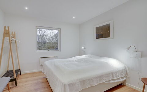 Christiern - 4.5Km from the Sea: Piso, Suelo, Habitación, Diseño De Interiores, Madera, Techo, Cama, Suelos De Madera, Sábana, Lecho