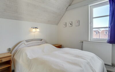 Otto - 2.3Km from the Sea