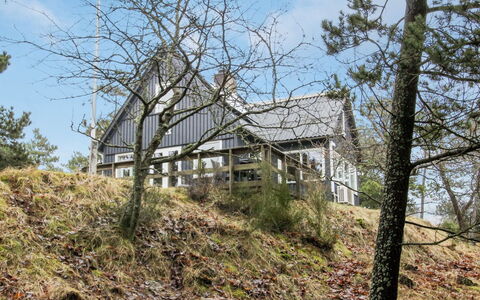 Kanutte - 400M from the Sea: Madera, Casa, Cabaña, Casa, Área Rural, Ramita, Casa De Campo, Inmuebles, Bosque, Vía Muerta