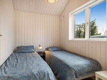 Nanouk - 500M from the Sea