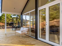 Nanouk - 500M from the Sea