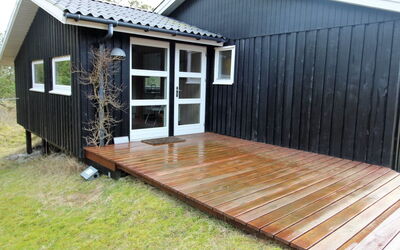 Glady - 500M from the Sea
