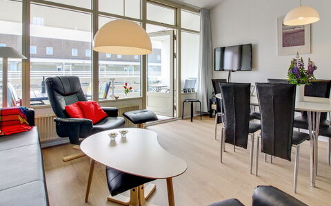 Pavlinka - 200M from the Sea: Mueble, Diseño De Interiores, Piso, Suelo, Techo, Madera, Silla, Habitación, Encendiendo, Sala