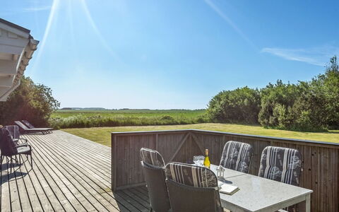 Anund - 1.4Km from the Sea: Casa, Techo, Casa, Cabaña, Cobertizo, Edificios Del Jardín, Vía Muerta, Yarda, Cuarto De Troncos, \Choza