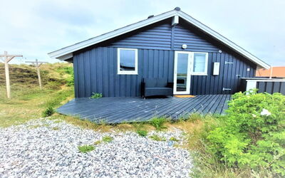 Clara - 500M from the Sea