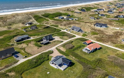 Ingborg - 150M from the Sea