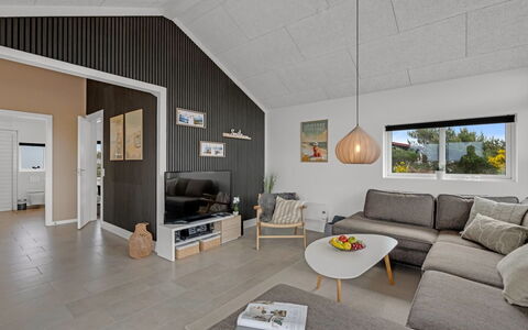 Niesina - from the Sea: Pared, Diseño De Interiores, Madera, Techo, Piso, Suelo, Sala, Habitación, Sofá, Casa