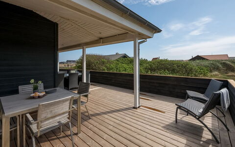Temelko - 200M from the Sea: Piscina, Mueble Para Exteriores, Mueble, Recurso, Losa, Eco Hotel, Sombra, Silla, Ocio, Inmuebles