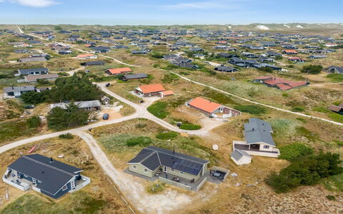 Drifa - 600M from the Sea: Techo, El Terreno Del Lote, Cabaña, Casa, Área Rural, Cobertizo, Vía Muerta, Edificios Del Jardín, Cuarto De Troncos, \Choza