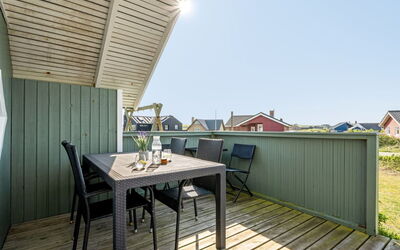 Sofie - 150M from the Sea