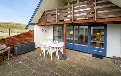Eringisl - 50M from the Sea