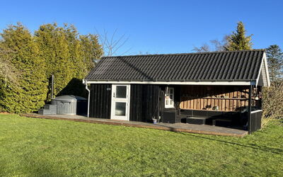 Annegret - 250M from the Sea