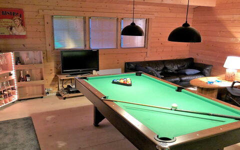 Analine - 1Km from the Sea: Piscina, Mueble Para Exteriores, Mueble, Recurso, Losa, Eco Hotel, Sombra, Silla, Ocio, Inmuebles