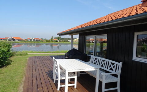 Godtfrede - 950M from the Sea: Piscina, Mueble Para Exteriores, Mueble, Recurso, Losa, Eco Hotel, Sombra, Silla, Ocio, Inmuebles