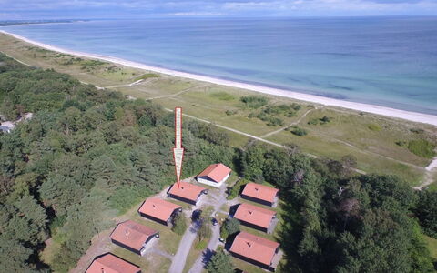 Bergit - 55M from the Sea: Madera, Techo, Casa, Casa, Arquitectura, Vía Muerta, El Terreno Del Lote, Cabaña, Cobertizo, Edificios Del Jardín