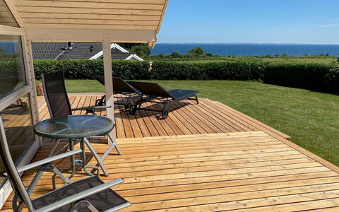 Odin - 200M from the Sea: Techo, El Terreno Del Lote, Cabaña, Casa, Área Rural, Cobertizo, Vía Muerta, Edificios Del Jardín, Cuarto De Troncos, \Choza