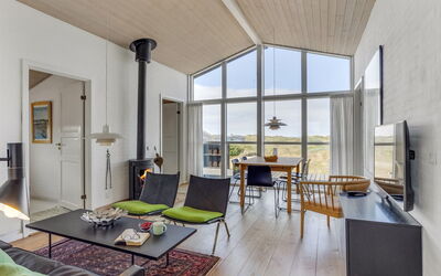 Benja - 200M from the Sea