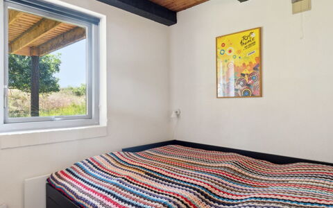 Jorinde - 2.8Km from the Sea: Pared, Diseño De Interiores, Habitación, Cama, Madera, Techo, Sábana, Mueble, Habitación, Lecho