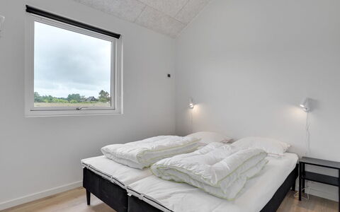 Fridel - 4Km from the Sea: Congelación, Habitación, Invierno, La Luz Del Día, Lecho, Nieve, Cama, Sábana