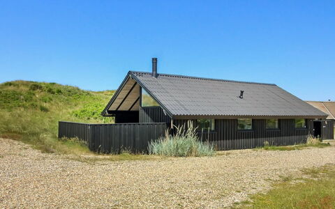 Auli - 200M from the Sea: Cabaña, Cobertizo, \Choza, Casa De Campo, Pradera, Choza, Granero, Cuarto De Troncos, Edificios Del Jardín