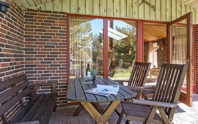 Etti - 1Km from the Sea