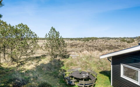 Abiorn - 2.5Km from the Sea: Cabaña, Cobertizo, \Choza, Casa De Campo, Pradera, Choza, Granero, Cuarto De Troncos, Edificios Del Jardín
