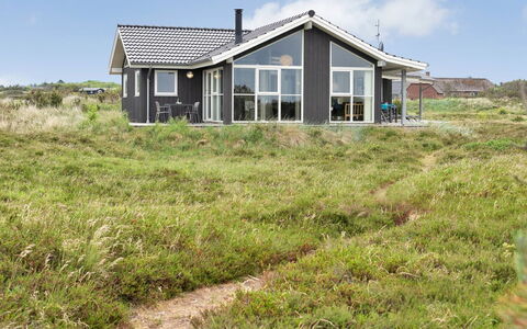 Luzia - 1.2Km from the Sea: Casa, Techo, Casa, Cabaña, Cobertizo, Edificios Del Jardín, Vía Muerta, Yarda, Cuarto De Troncos, \Choza