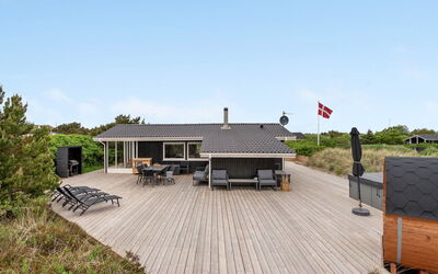Rolfkarl - 500M from the Sea