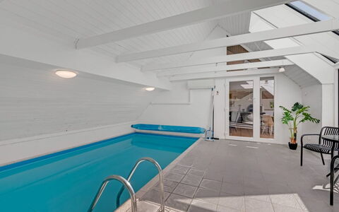 Laetitita - from the Sea: Piso, Suelo, Techo, Piscina, Diseño, La Luz Del Día, Ático, Salón, Loseta, Suelos De Madera