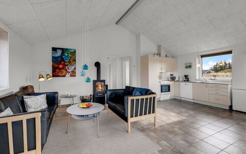 Hawarth - 300M to the Fjord: Madera, Techo, Piso, Mueble, Diseño De Interiores, Suelo, Habitación, Casa, Sofá, Sala