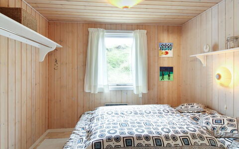 Elmeri - from the Sea: Diseño De Interiores, Habitación, Madera, Piso, Techo, Suelo, Cama, Habitación, Mueble, Encendiendo