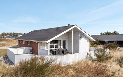 Esir - 800M from the Sea
