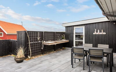 Arni - 150M from the Sea